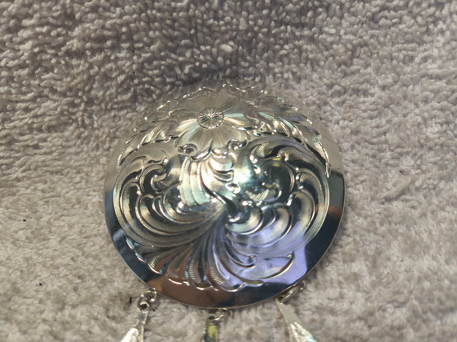 Montana Silversmiths Sterling Silver Plate Broch Dangle Feathers Flower Filigree