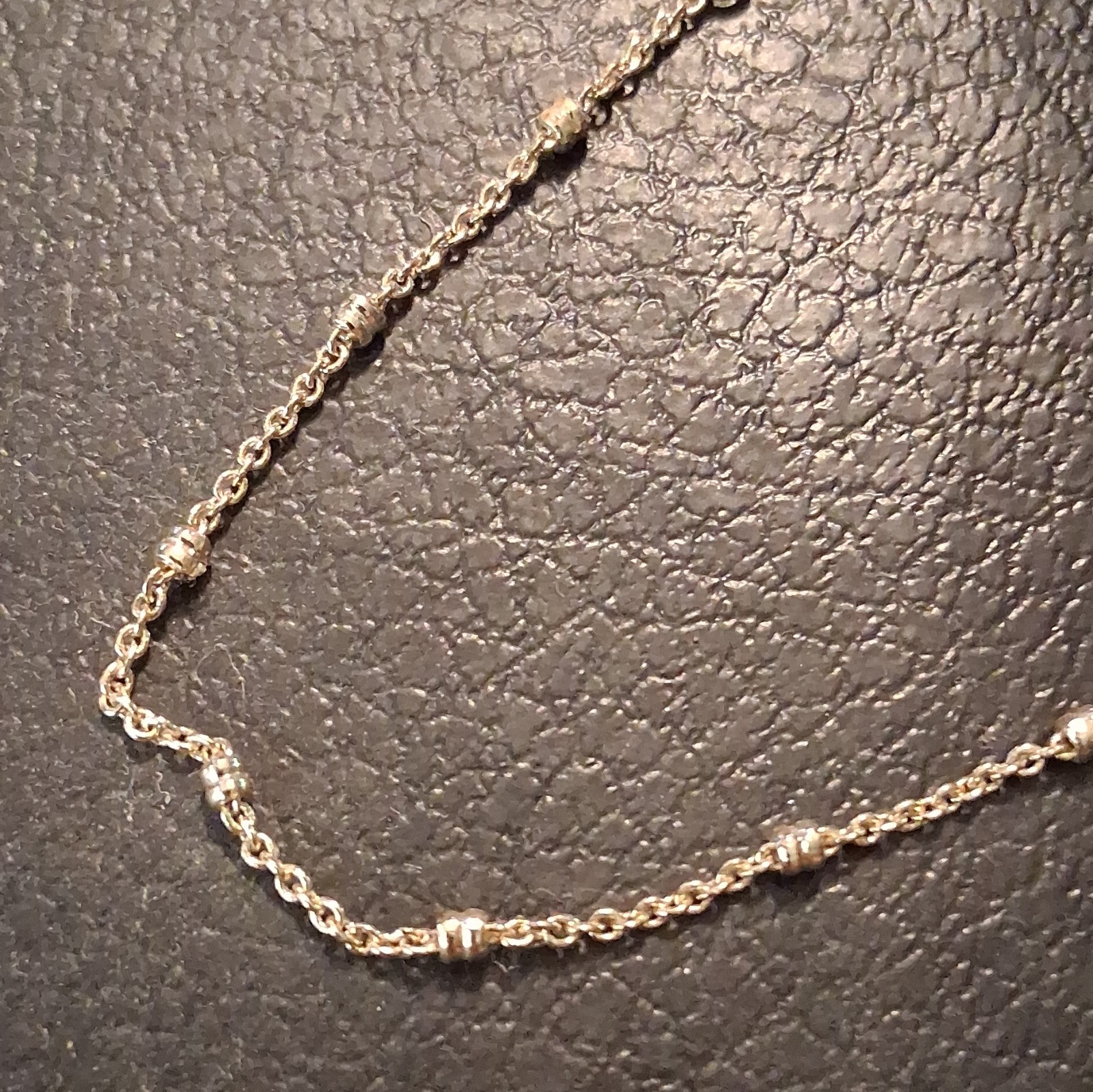 Gold Tone Metal Cable Chain Bracelet with Lobster Clasp, Adjustable, No Stone