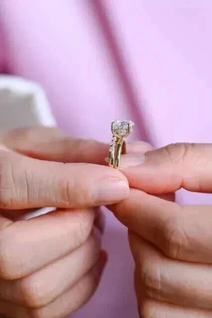 2Ct Oval Cut Simulated Diamond Bridal Set Ring 14k Yellow Gold Plated