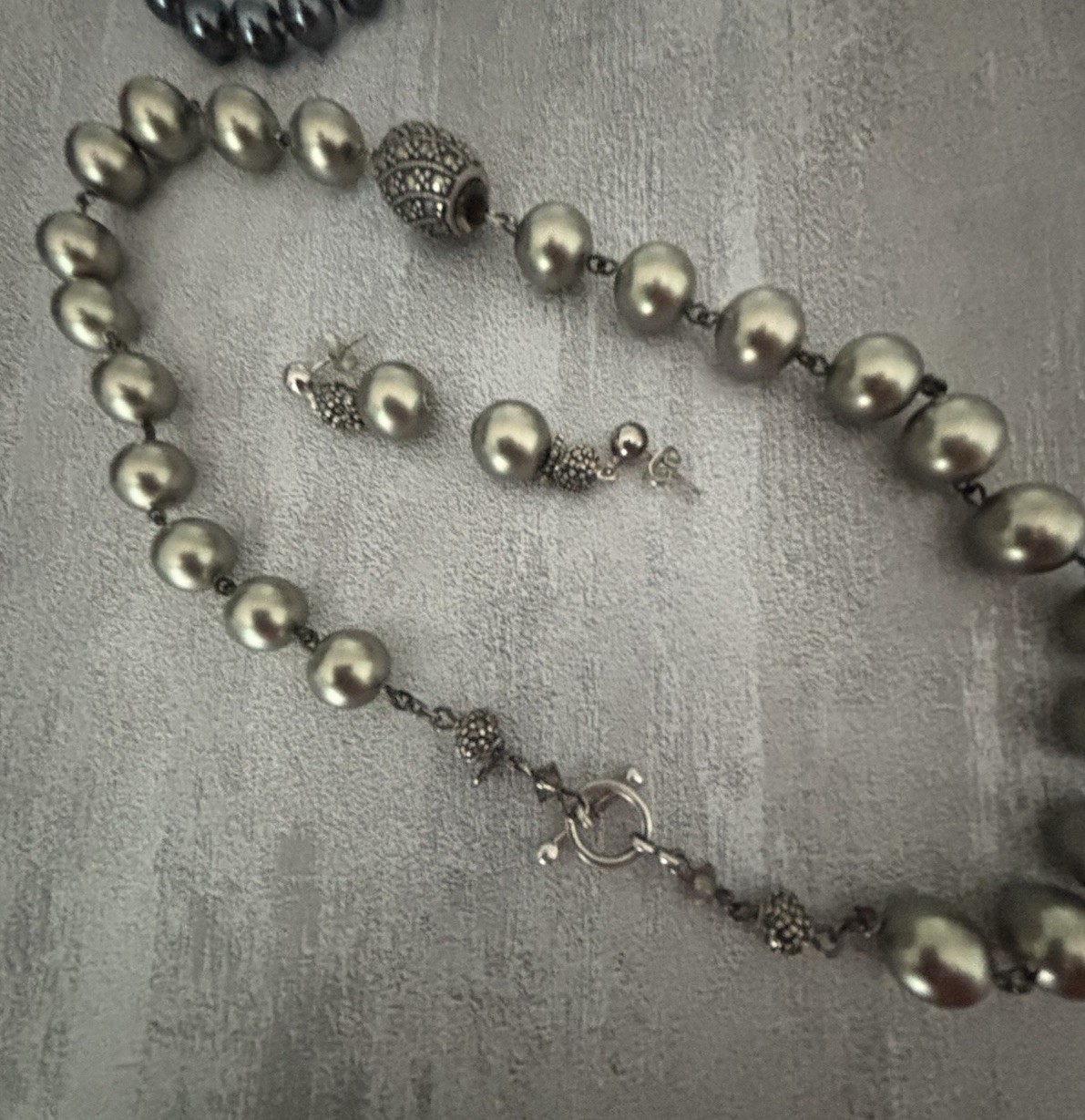 Pearls for All Occasions-Classic!