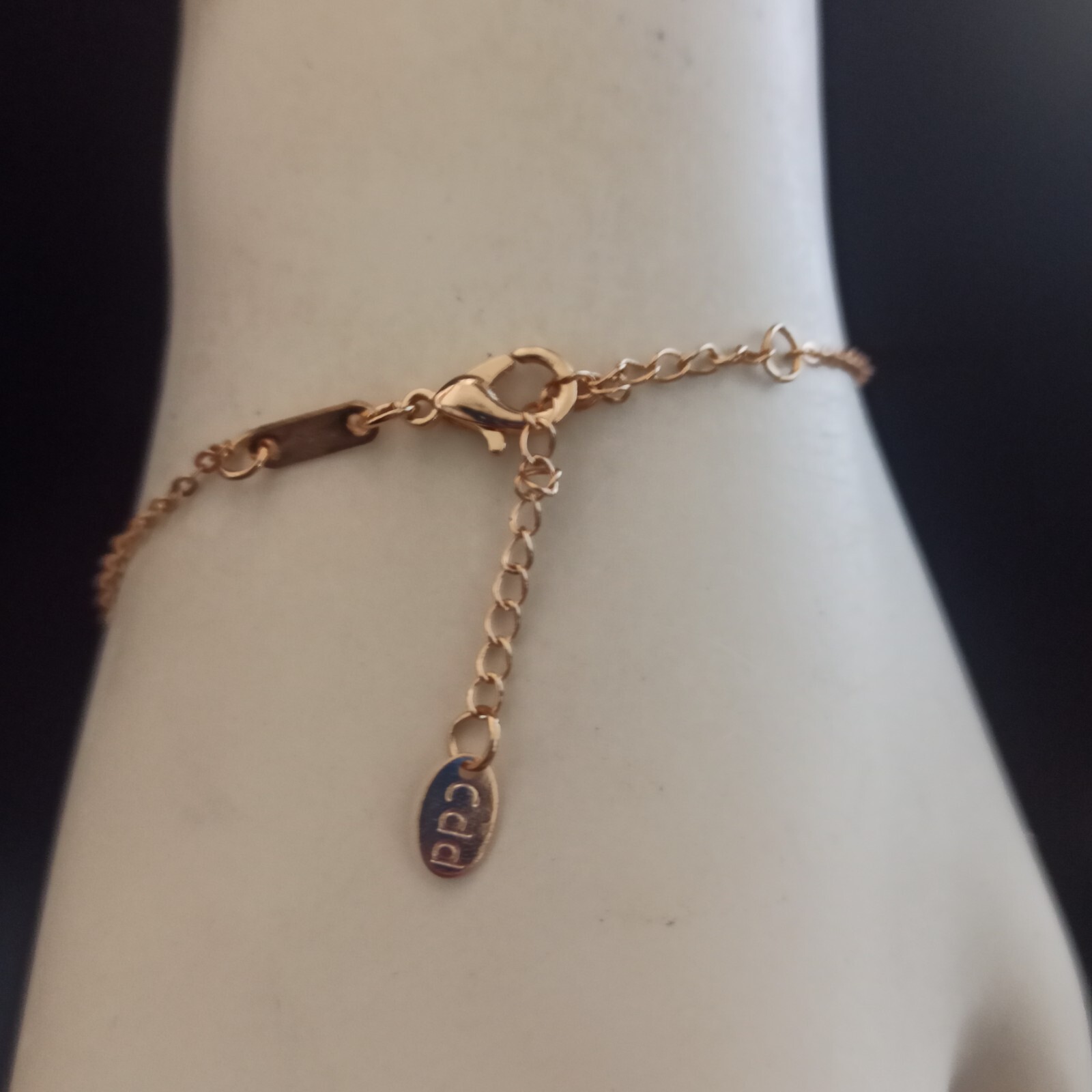 Butterfly Bracelet Red Gold Tone Fashion Signed MINISO Gift Charm Modern Trendy