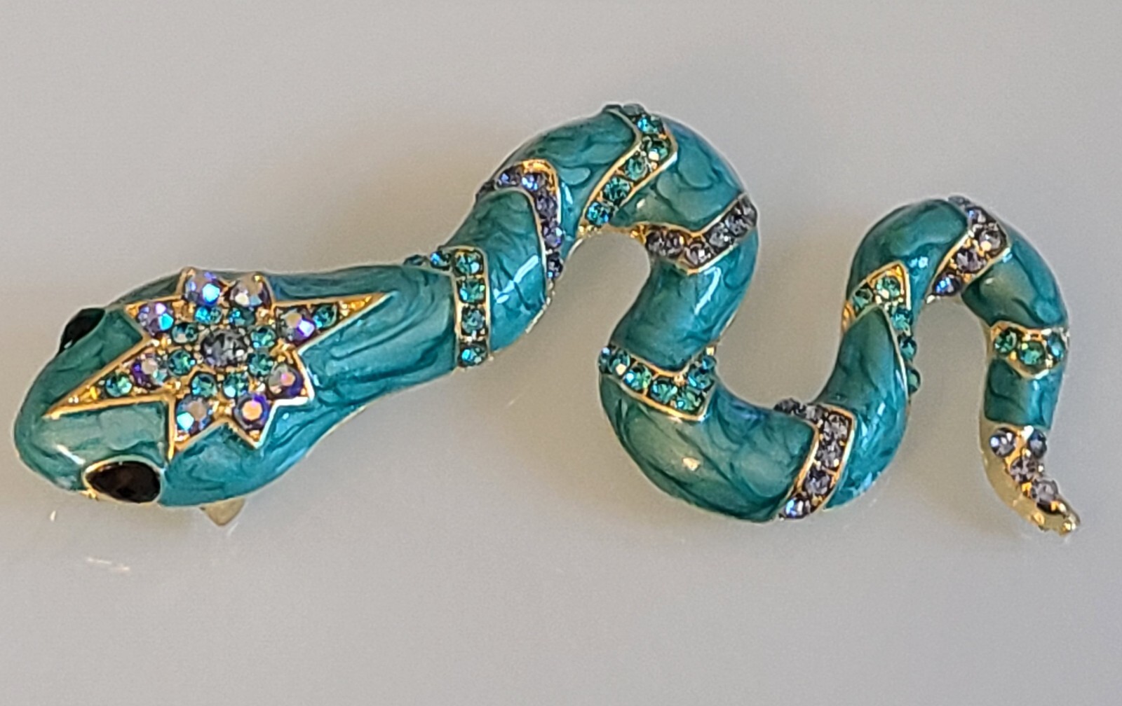FAB DESIGNER STYLE UNSIGNED HUGE 3.75 INCH SNAKE BROOCH / PENDANT BLUE AURORA