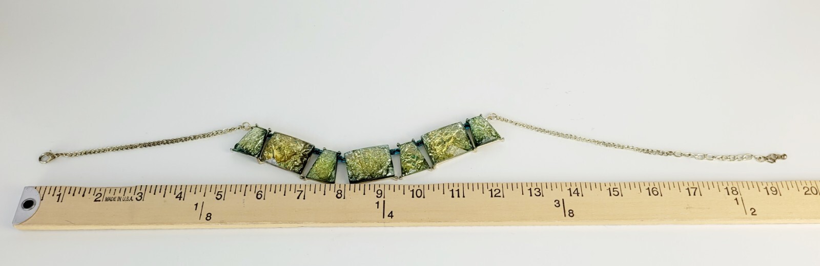 Gold Tone Woman Abstract Green Foil Art Fashion Bib Necklace Jewelry