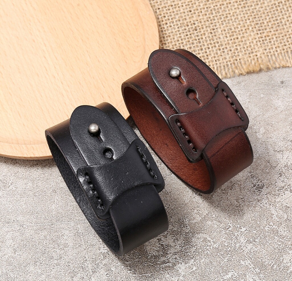 Men Women Vintage Wide Genuine Leather Wristband Bangle / Leather Bracelet 7.5-8