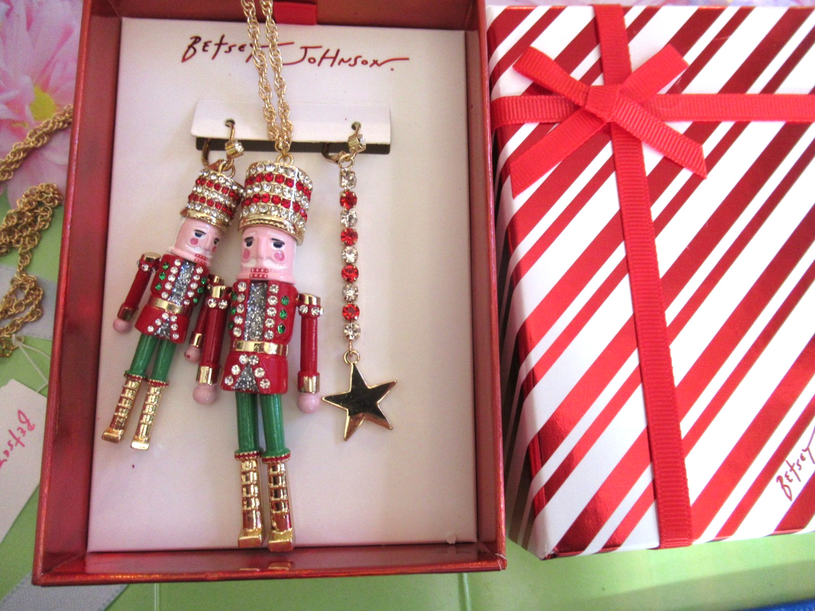 Betsey Johnson RED Nutcracker STAR Mismatch Earring & Red Nutcracker Pendant Set