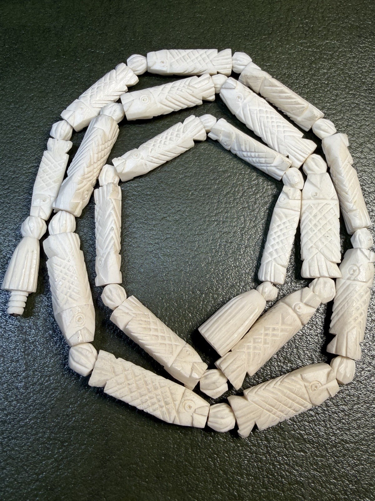 White Carved Bone Beaded Strand Necklace Ball/Bead Chain Screw Closure