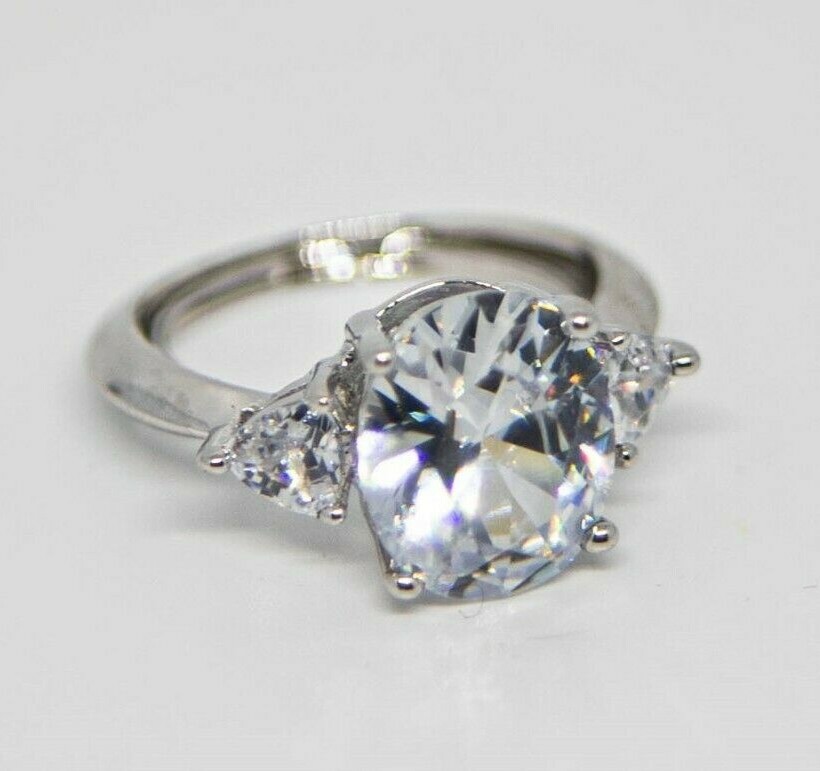 New Avon CLEAR OVAL CZ Silver CZ Cocktail Wedding RING – 5, 6, 7, 8, 9, 10 or 11