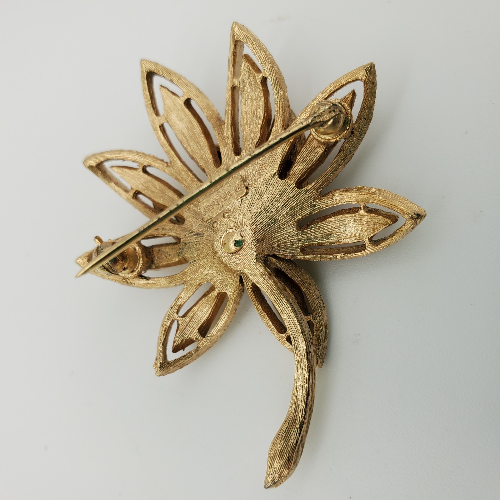 Avon Signed Gold Tone Textured Flower Brooch Pin, Metal, No Stone