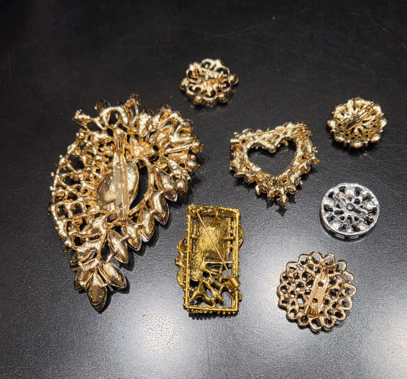 Beautiful Multicolor Rhinestone Flower Floral Bouquet Brooch Pin Lot CA 293-103