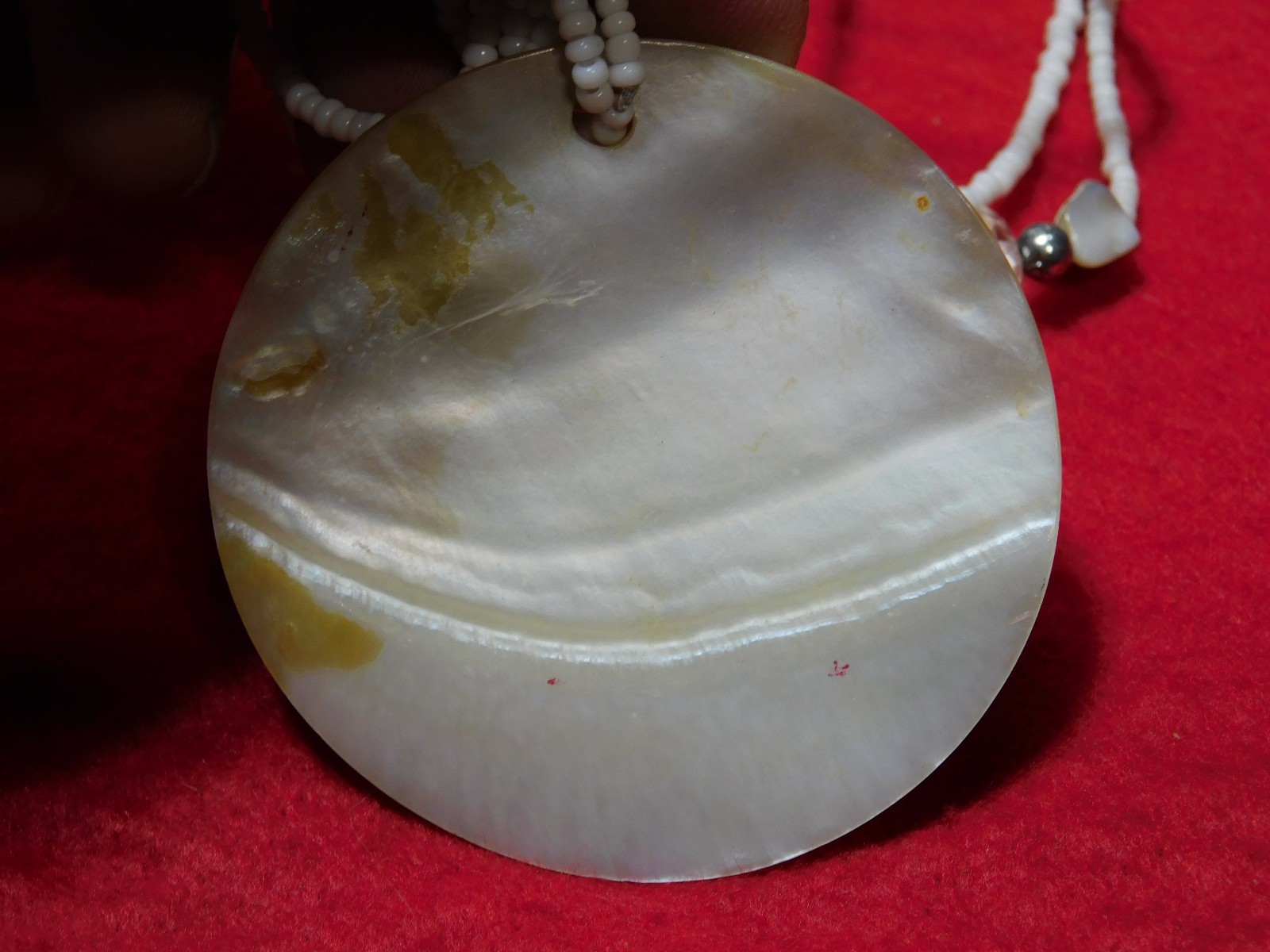 2.5″ Mother of Pearl Painted Pendant Necklace in Very Good Condition