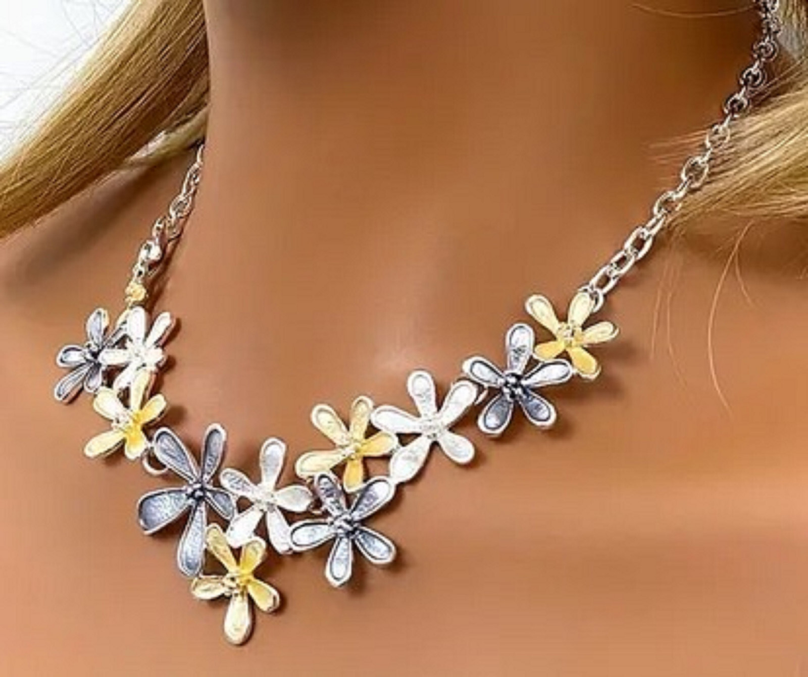 Blue pink daisy flower necklace earring set