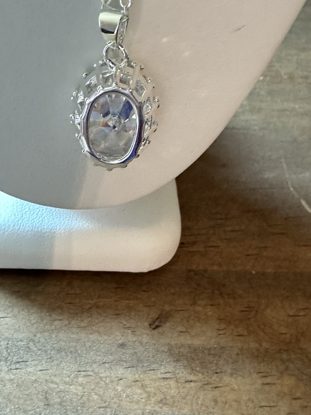 New Without Tags White Gold Plated Clear CZ Stone Pendant Necklace 16-18”