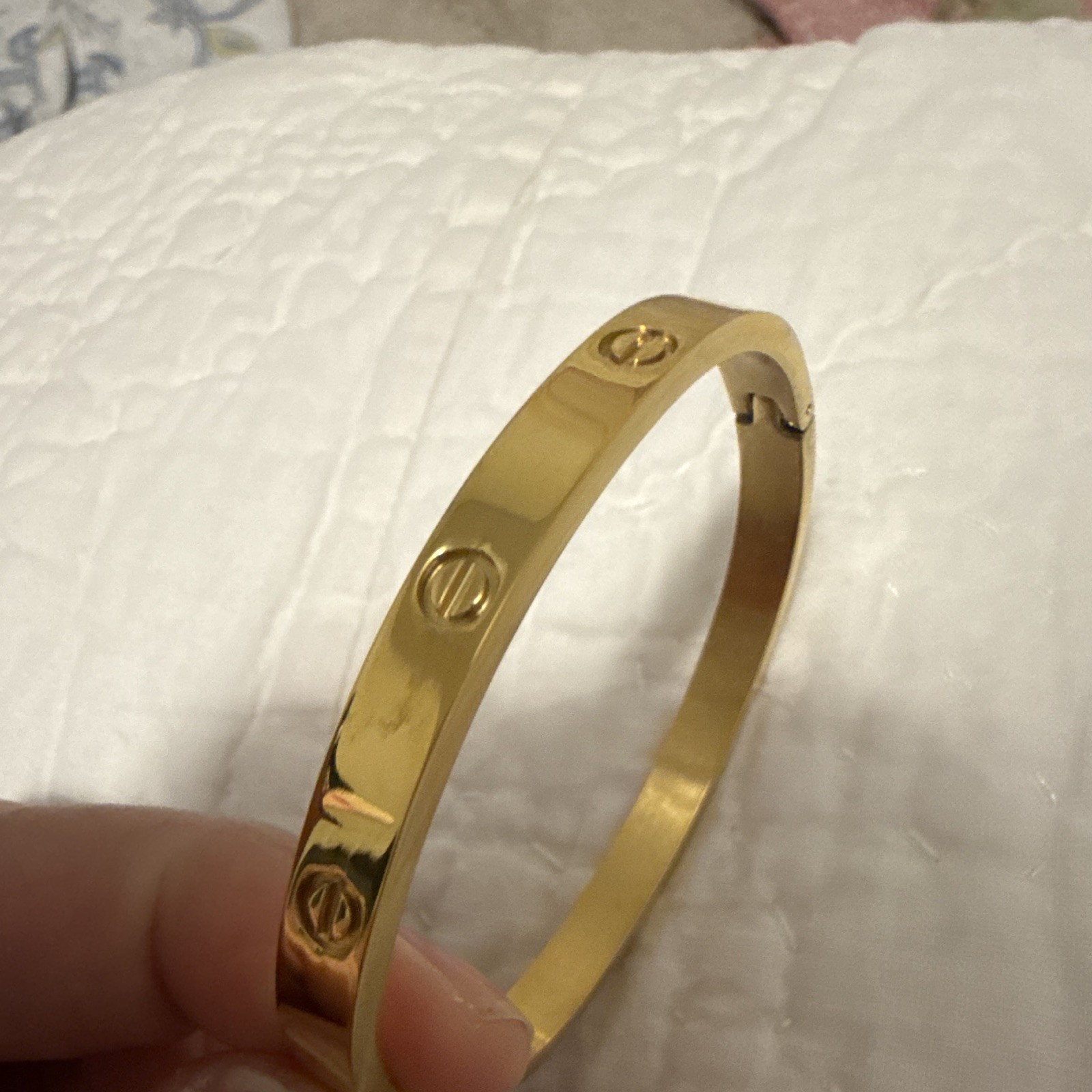 Gold Tone Logo Motif Bangle Bracelet, No Stone, Gold Color Jewelry