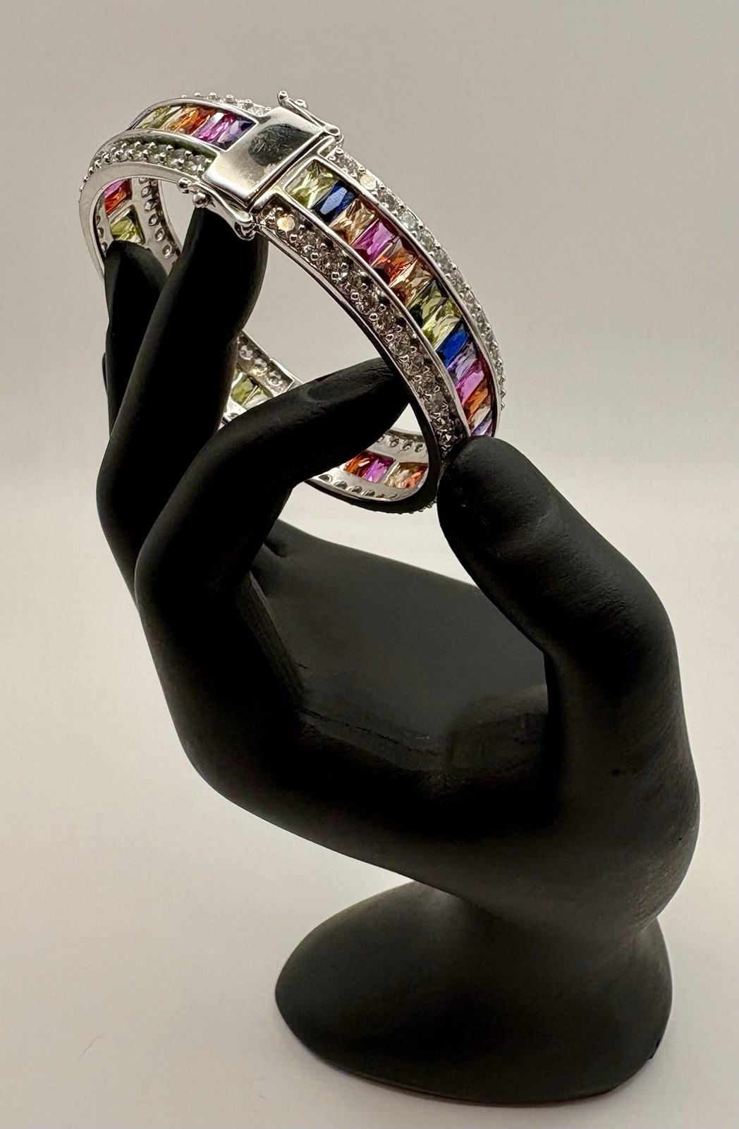 43.27g 925 Sterling Silver Rainbow CZ Hinged Bangle Bracelet Channel Set 6.5”