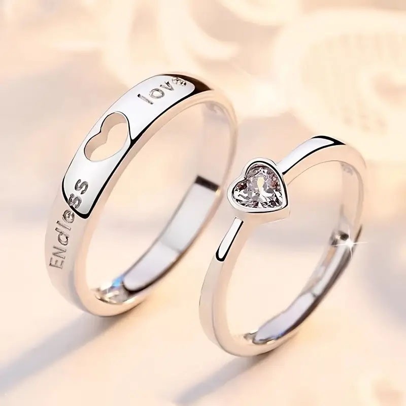 Men’s and Women’s Hollowed Heart Rhinestone Ring Open Zinc Alloy Couples Ring