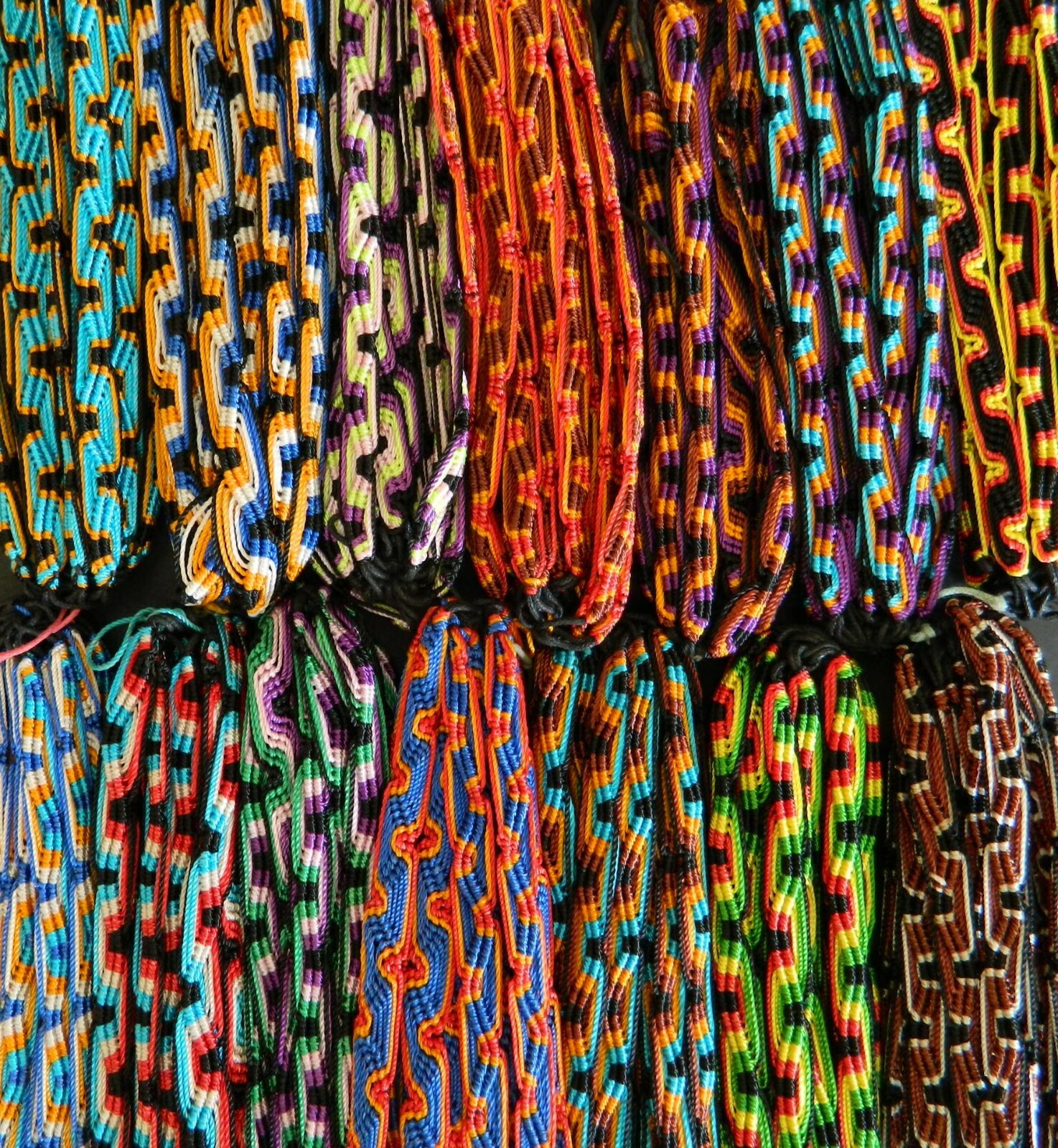 Friendship Bracelets Boys Girls Kids 5 to 30pcs Party Bags Leavers Bracelet Gift
