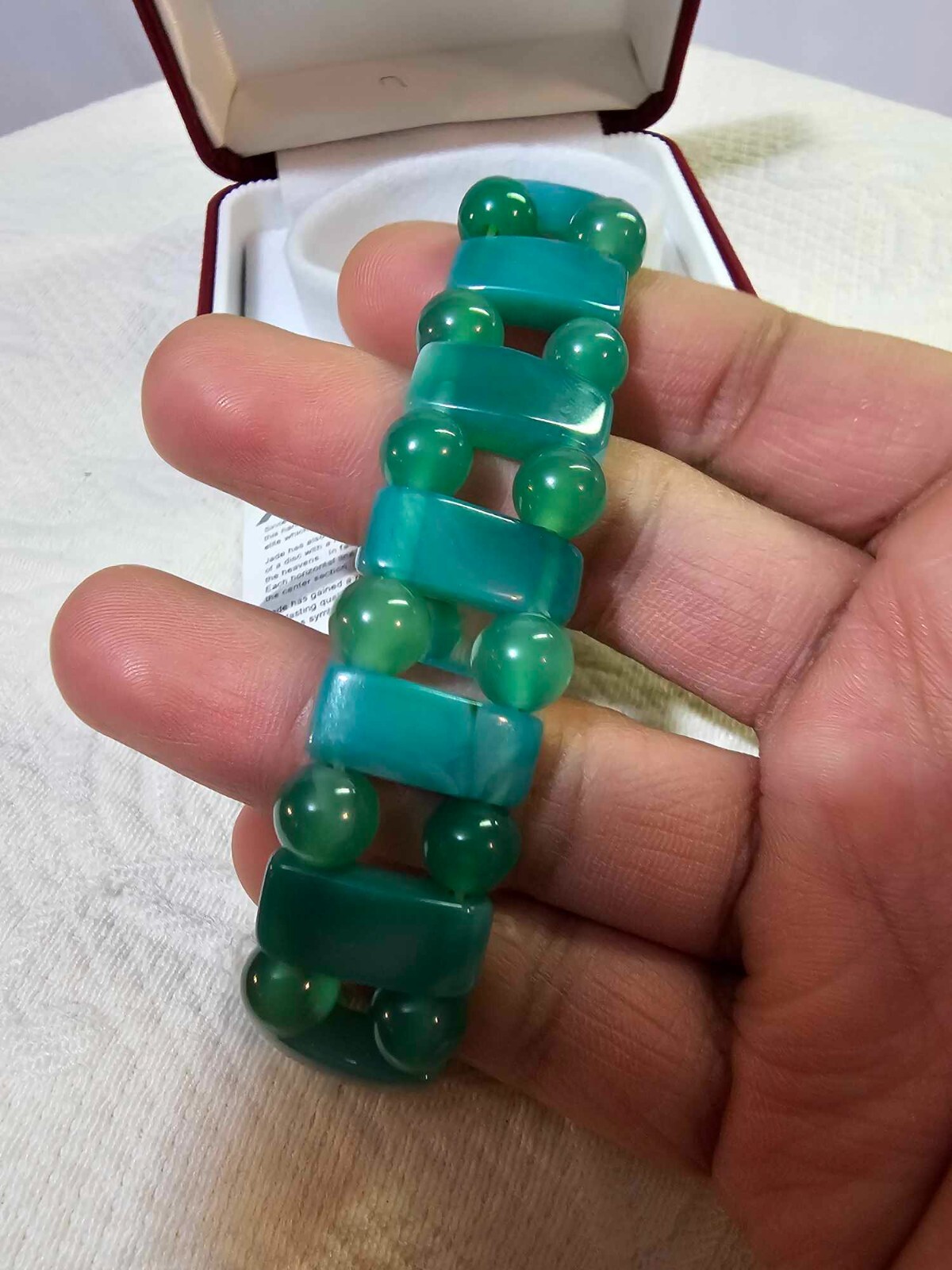 Jade Beaded Stretch Bracelet w/ box- B3