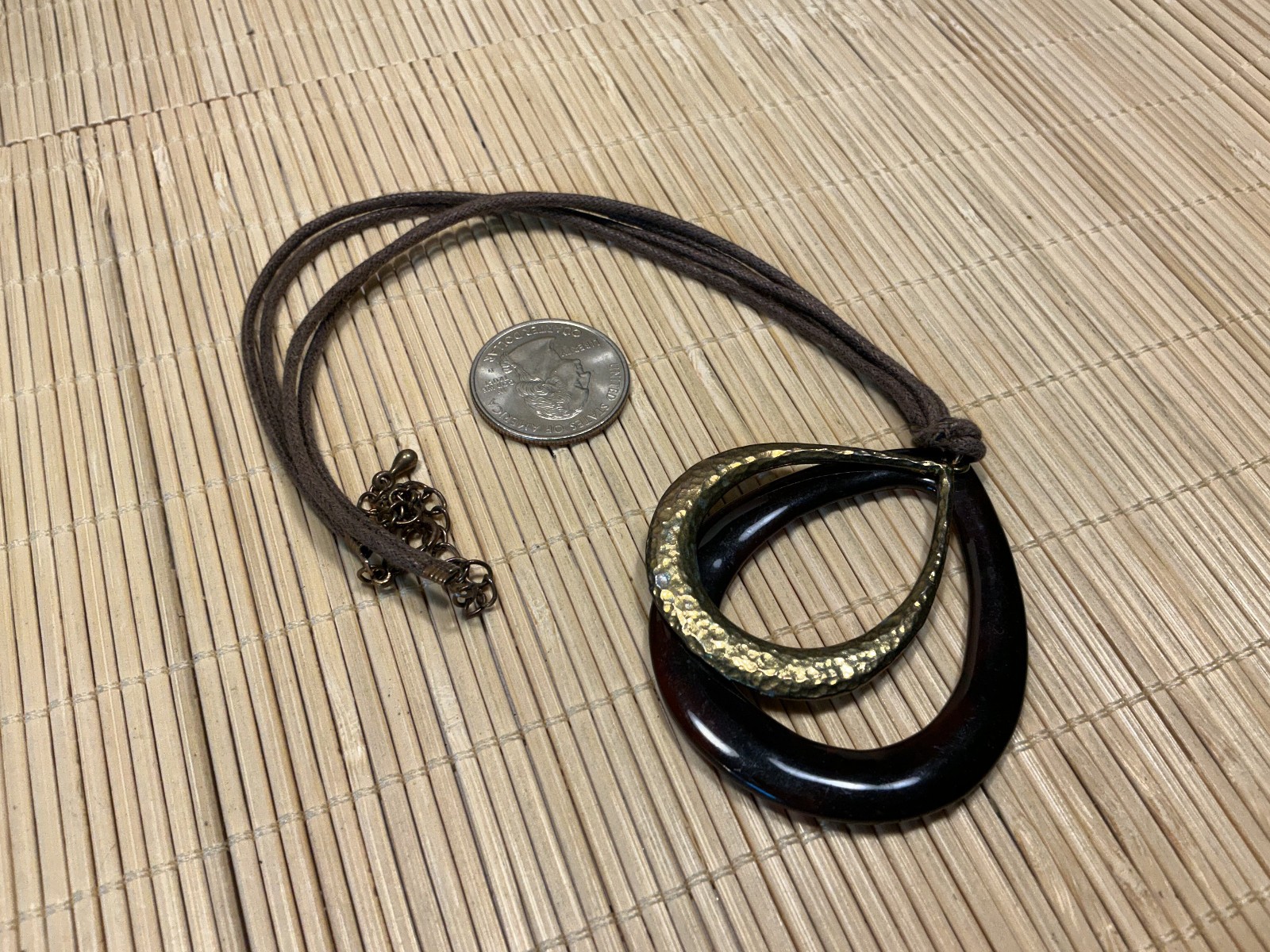 Fashion Necklace Hammered Gold Tone black Plastic Brown Cord Pendant Lot 103A