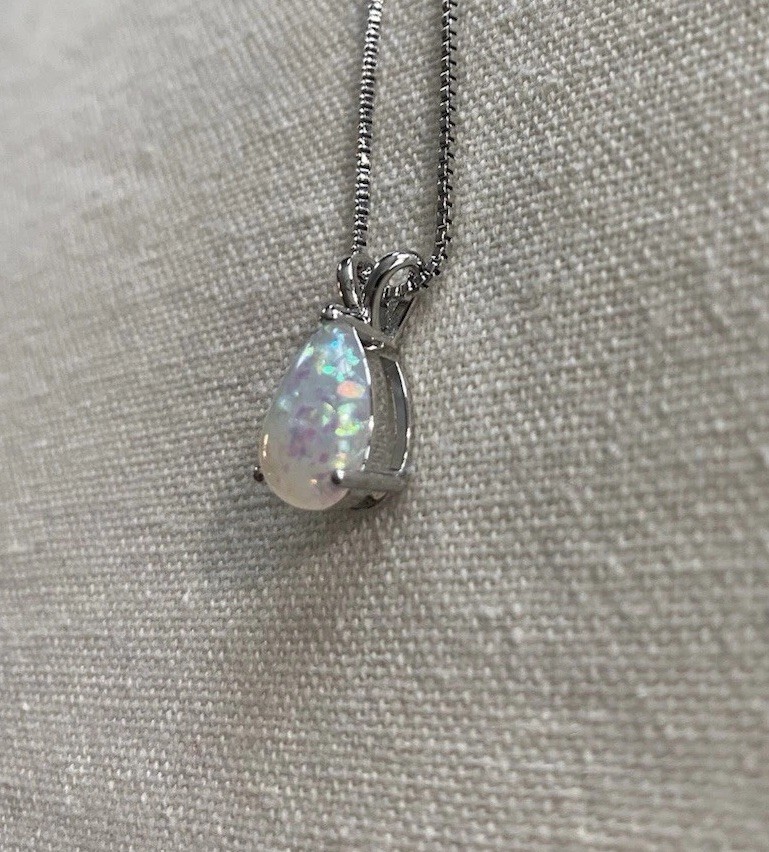 New White Fire Opal Necklace Pendant Box Chain Silver