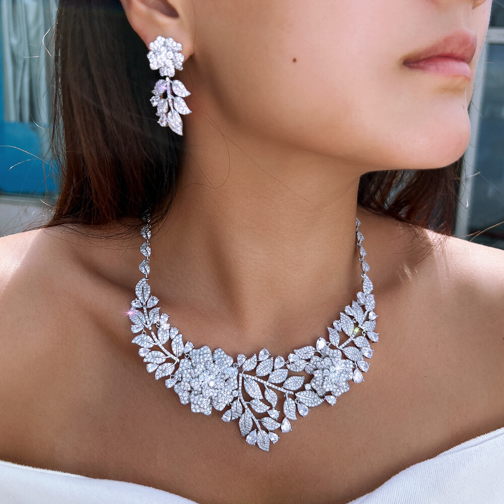 Silver Plated Wedding Brides Necklace Earrings Cubic Zirconia Flower Jewelry Set