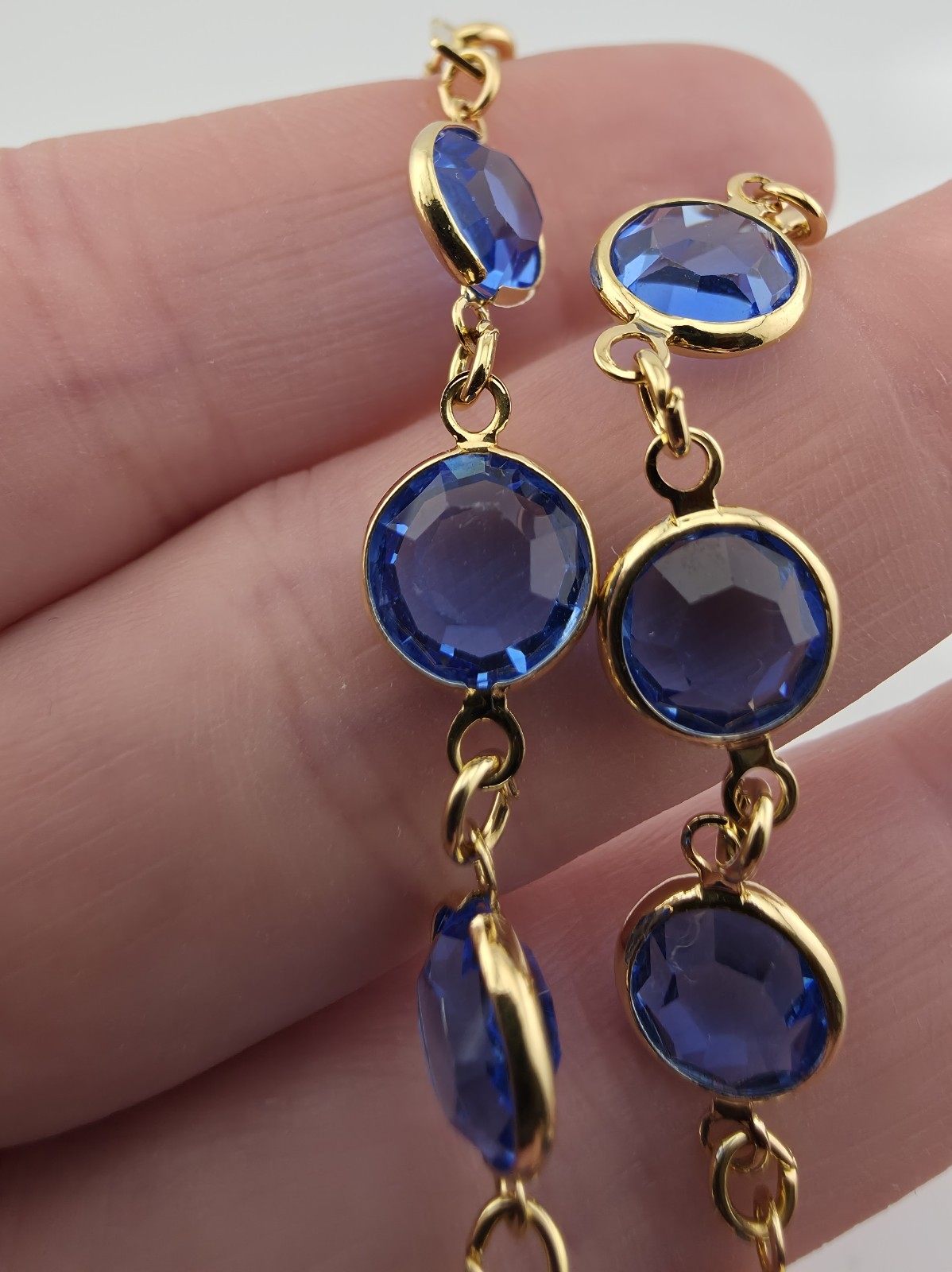 Vintage Swarovski Bezel Set Blue Stone Goldtone Bracelet Swan Mark 7.5″ Extender