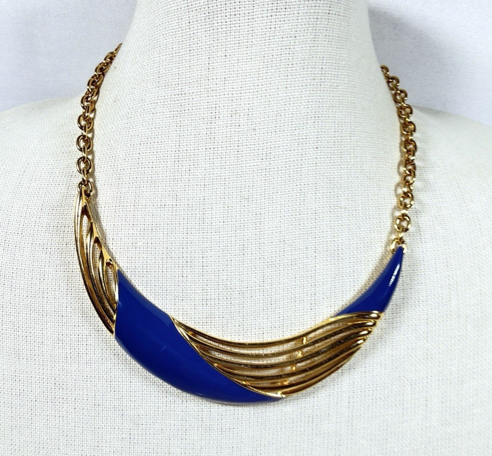 Vintage MONET Necklace Gold Tone Blue Enamel Geometric Collar Statement 17″