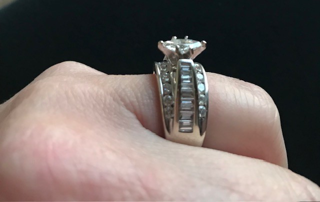 2 CT/W white gold with large Marquette center wedding ring for women size 7.5