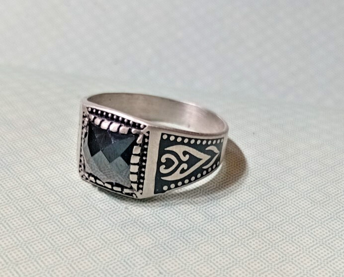 Silver Ring men’s Purity 925 Black Onyx Stone Ottomen Style size 11.5