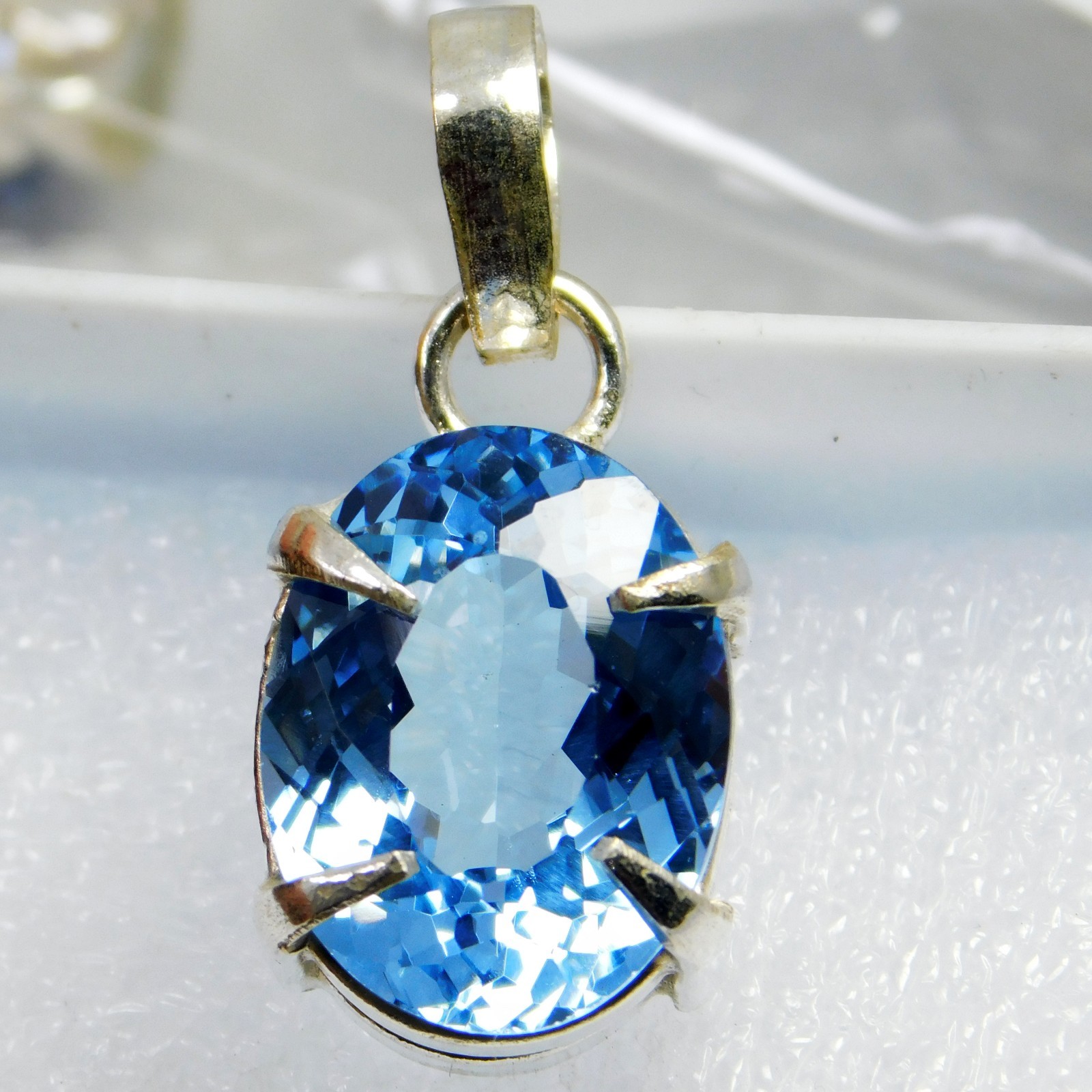 Natural 32.50 CT Certified Blue Sapphire Loose Gemstone Pendant 925 Solid Silver