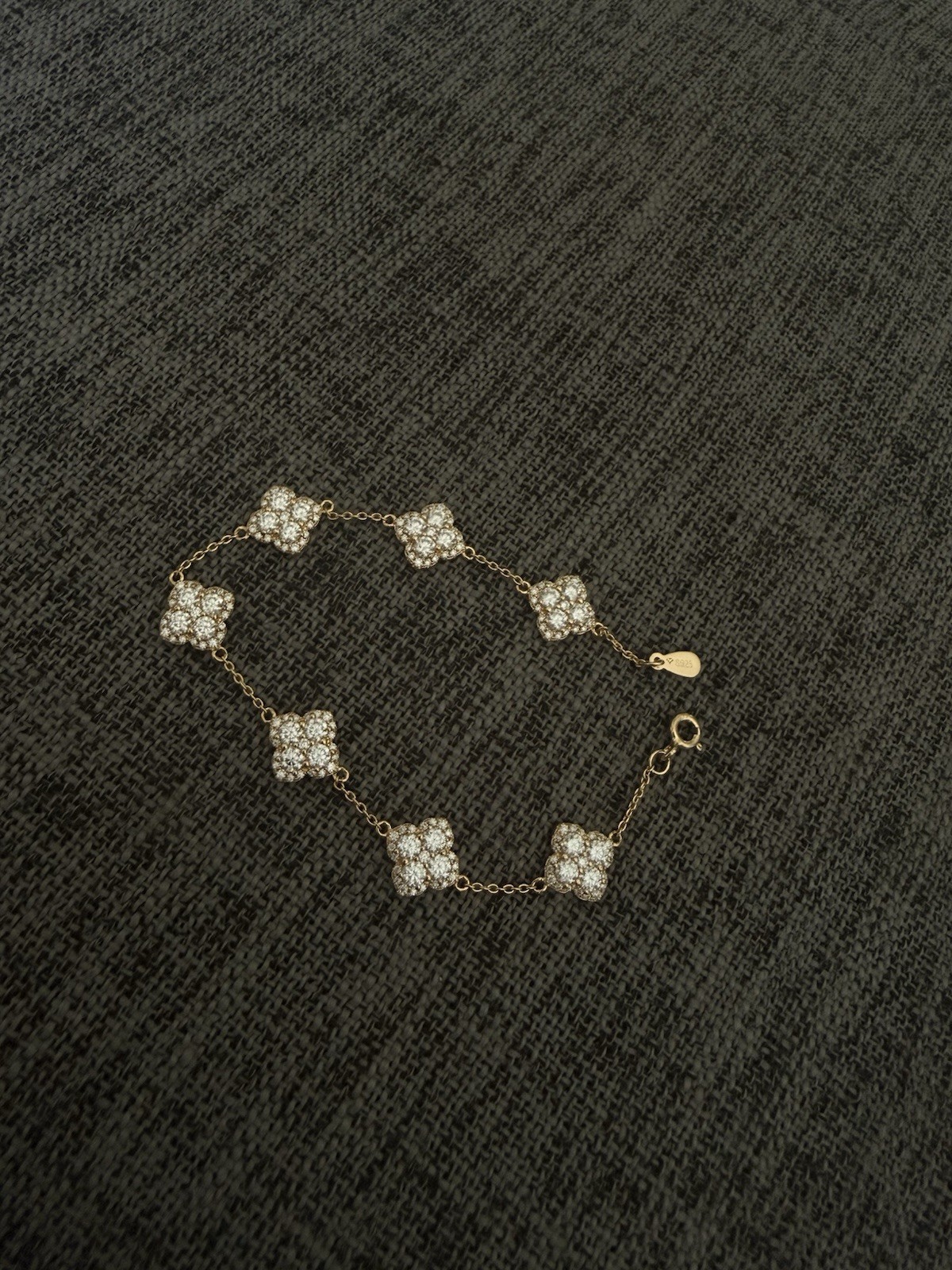 Silver Tone Crystal Flower Link Cable Chain Bracelet Lobster Clasp