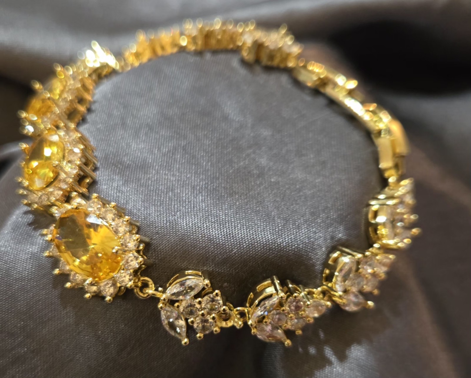 New 18k Gold Plated Yellow Oval Crystal Tennis Link Bracelet