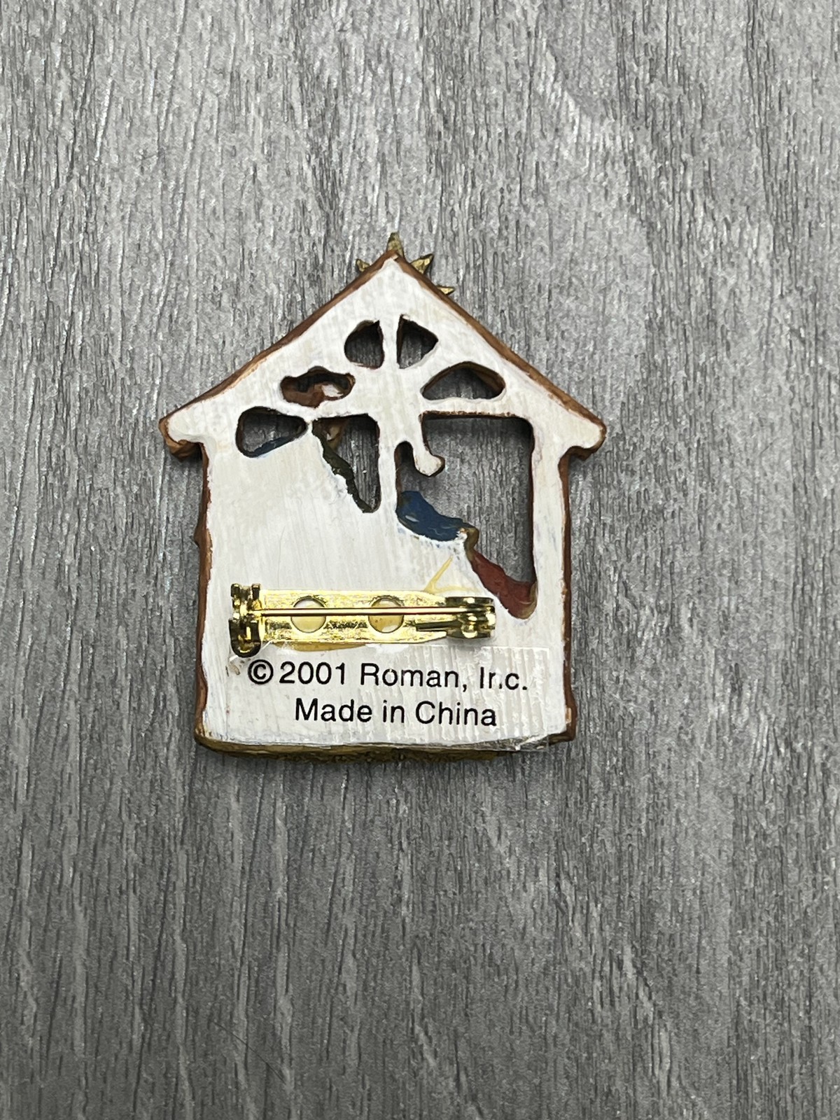 Vintage 2001 Roman Inc Nativity Holy Family Pin Brooch Christmas Religious Gold
