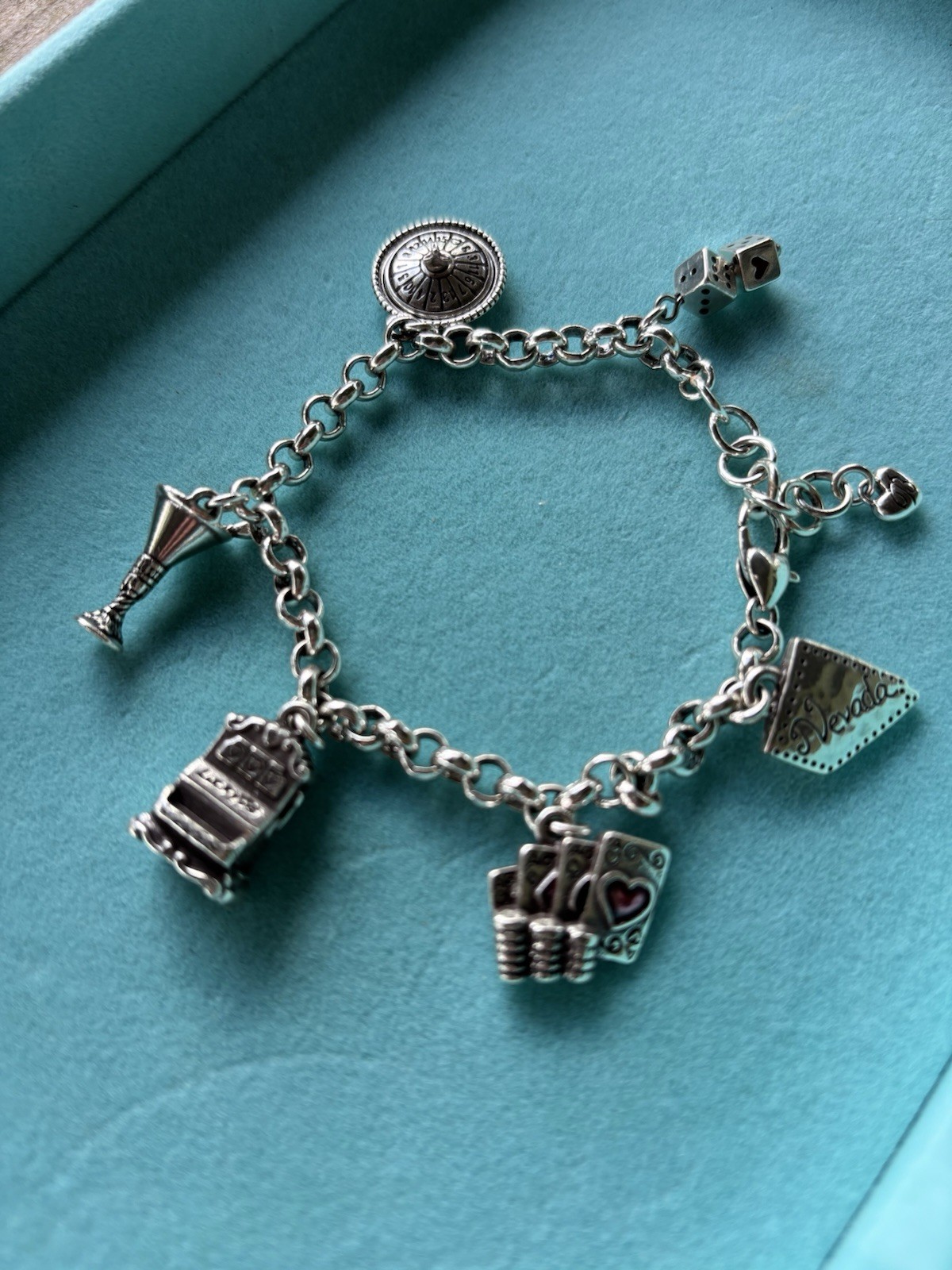 7396 Brighton Nevada Las Vegas Charm Bracelet Casino Cards Dice Retired 7.5″