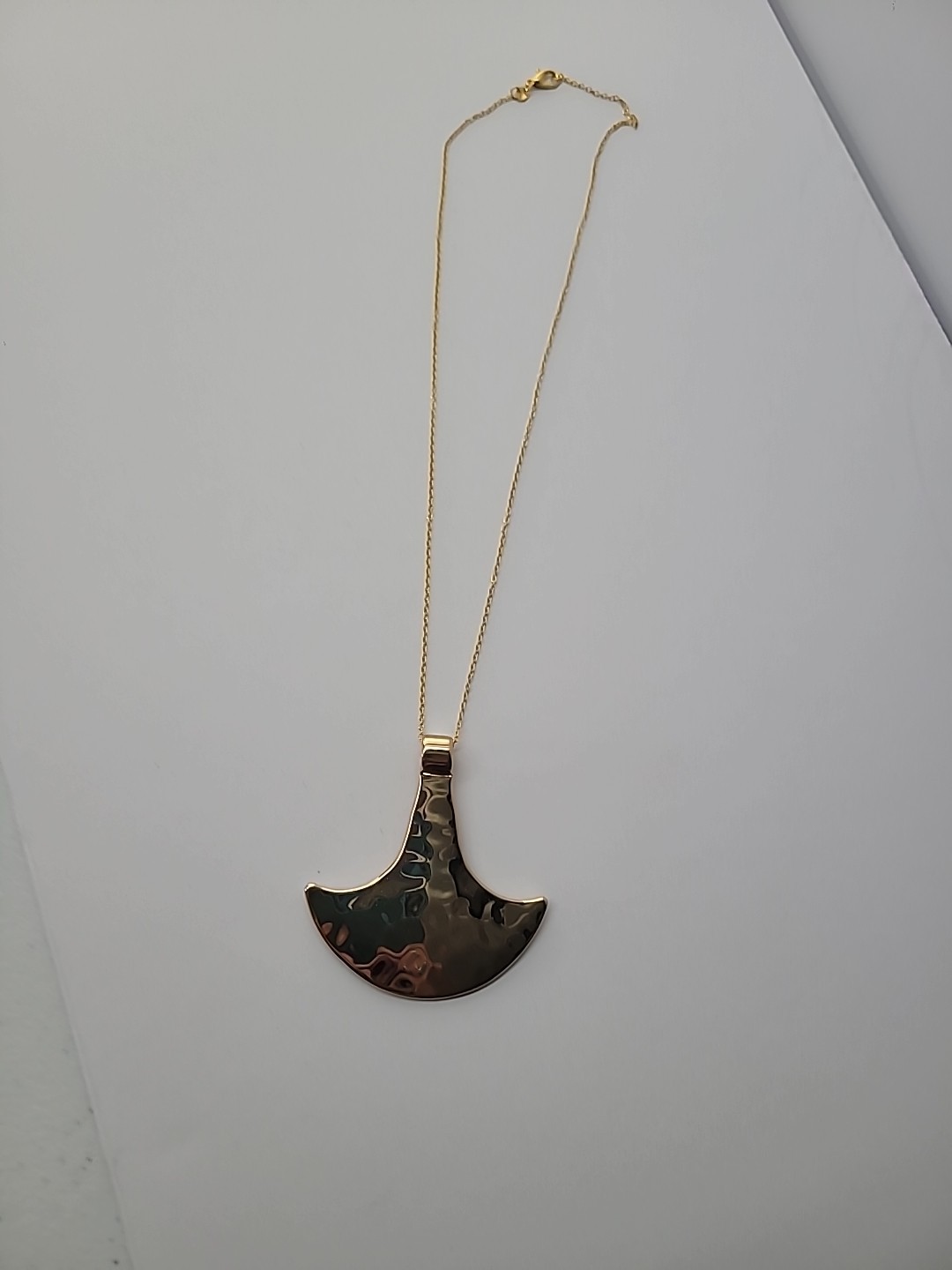 Vintage Gold Tone Fan Pendant Necklace Statement Minimalist Scandinavian Style