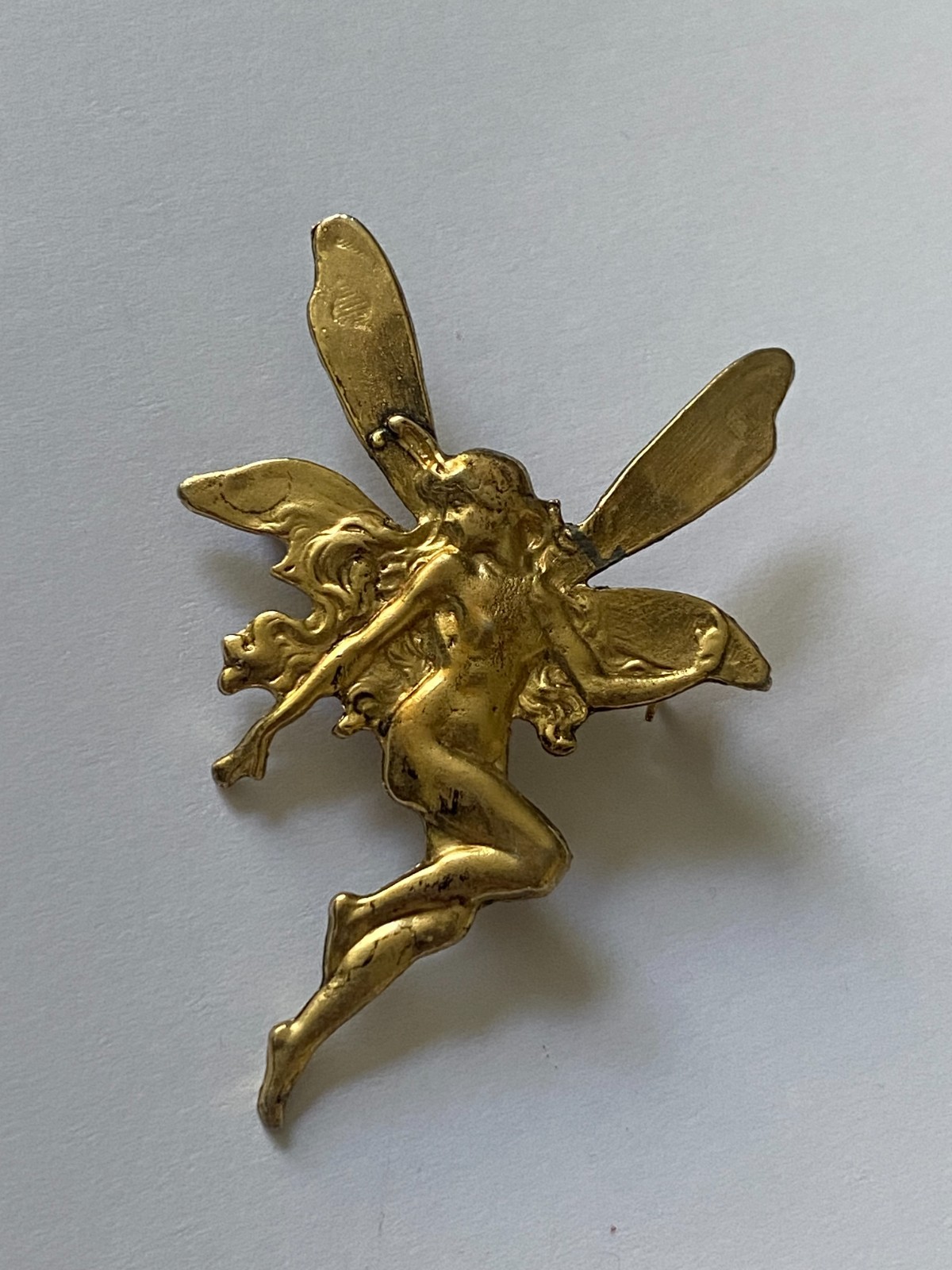 Fairy brooch, golden tone, 6x4cm, good condition
