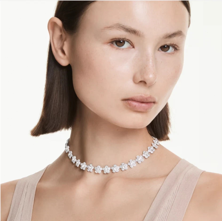 Ariana Grande x Swarovski necklace Round cut, Flower, White, Rhodium plated