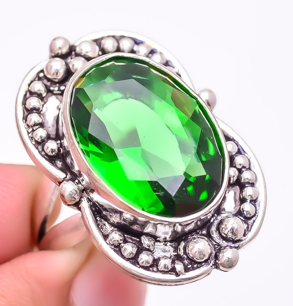 Tsavorite Quartz Gemstone 925 Silver Plated Jewelry Ring s.7.5 W316