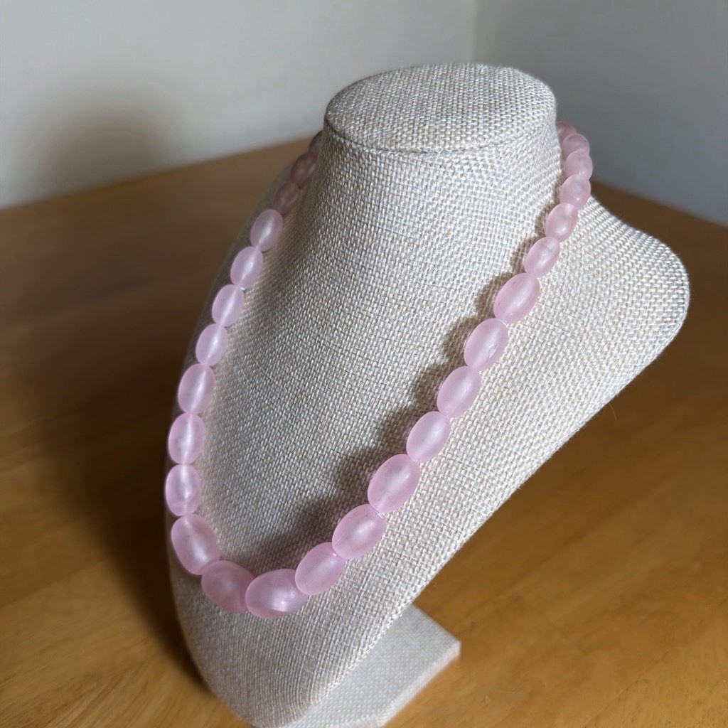 Pink Oval Stone Beaded Graduated Necklace 19” Spring Ring Closure