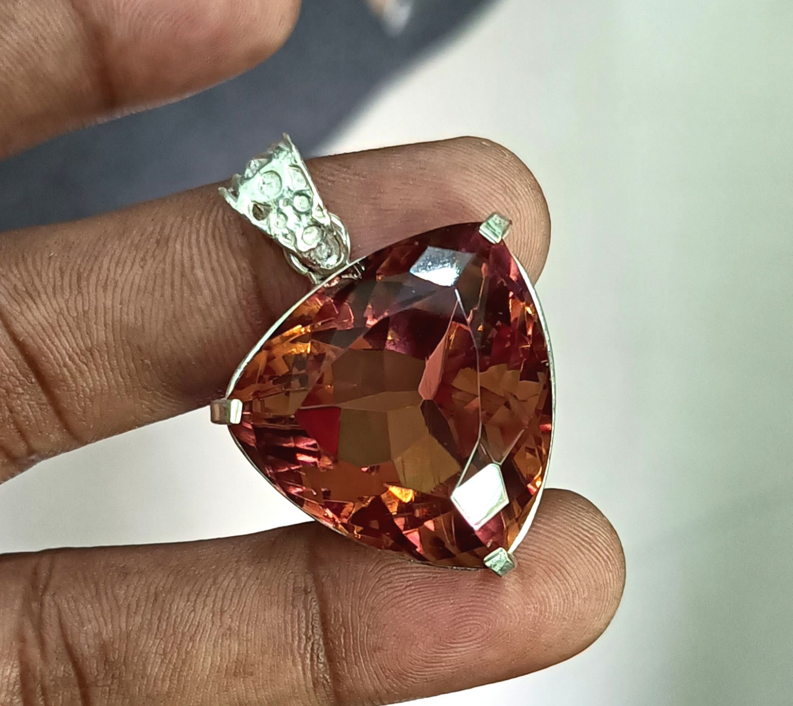 84 Ct Natural 7 Color Zultanite Pendant 925 Silver Loose Certified Gemstone