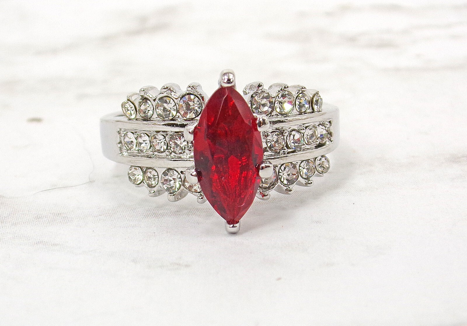 Red Marquise Cubic Zirconia Stone Fashion Ring with Clear CZ Stones on sides NEW