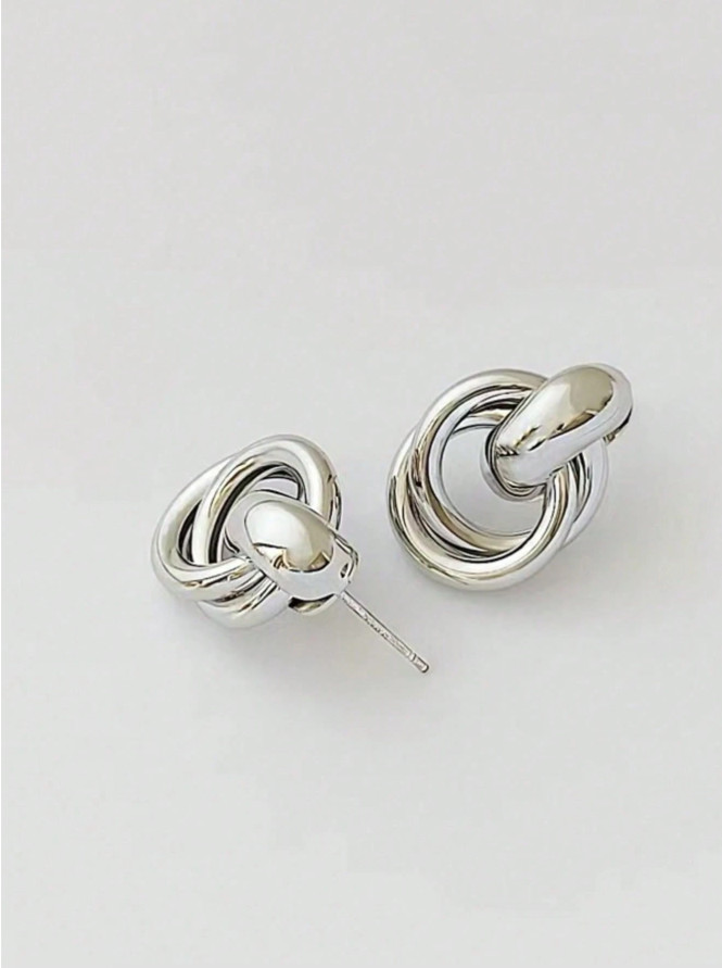 1 pair gold twist hoop earrings – simple fashion statement for everyday wear NEW