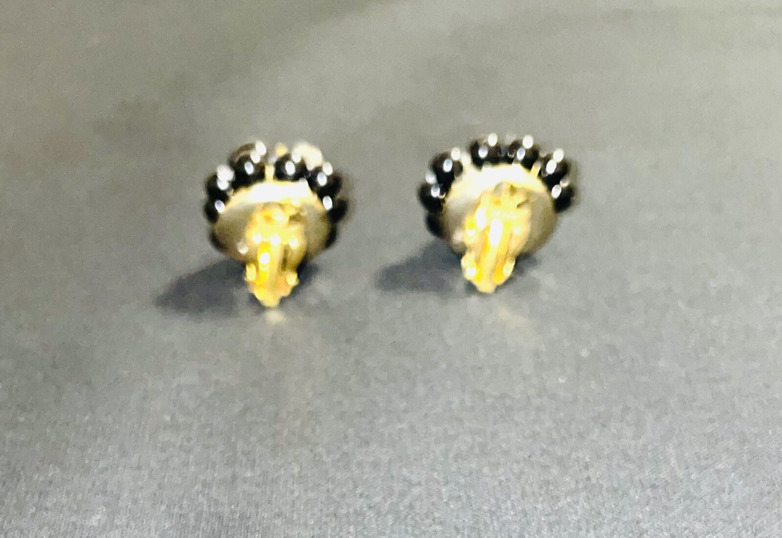 Black Cluster Clip On Earrings Faceted Beads W/one Clear, Gold Tone .5″ Vtg.