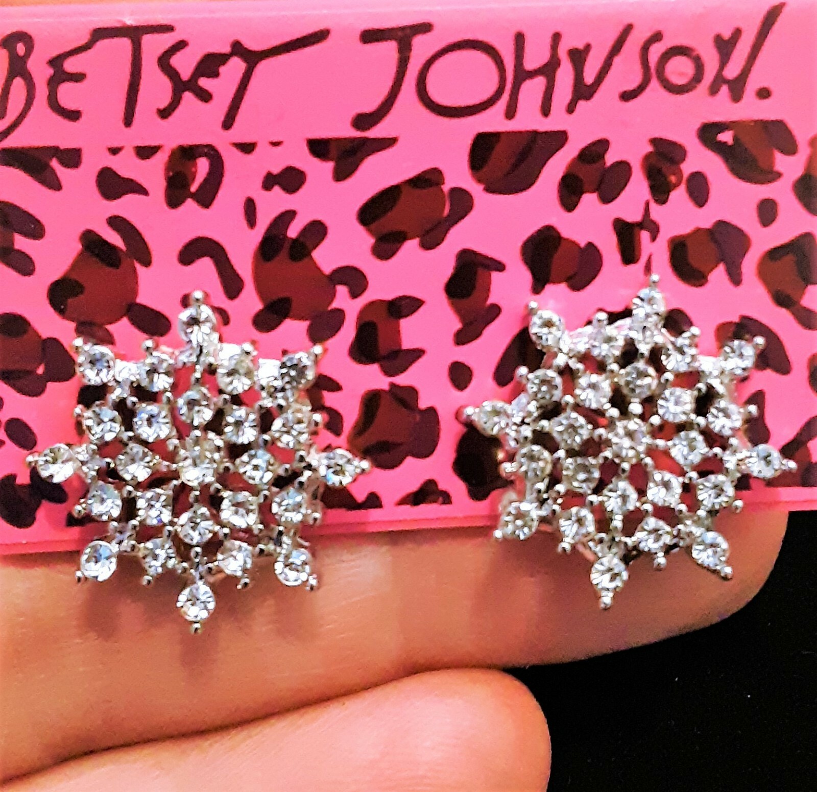 Sparkling STAR Rhinestone SNOWFLAKE Merry Christmas Betsey Johnson Earrings qt+2