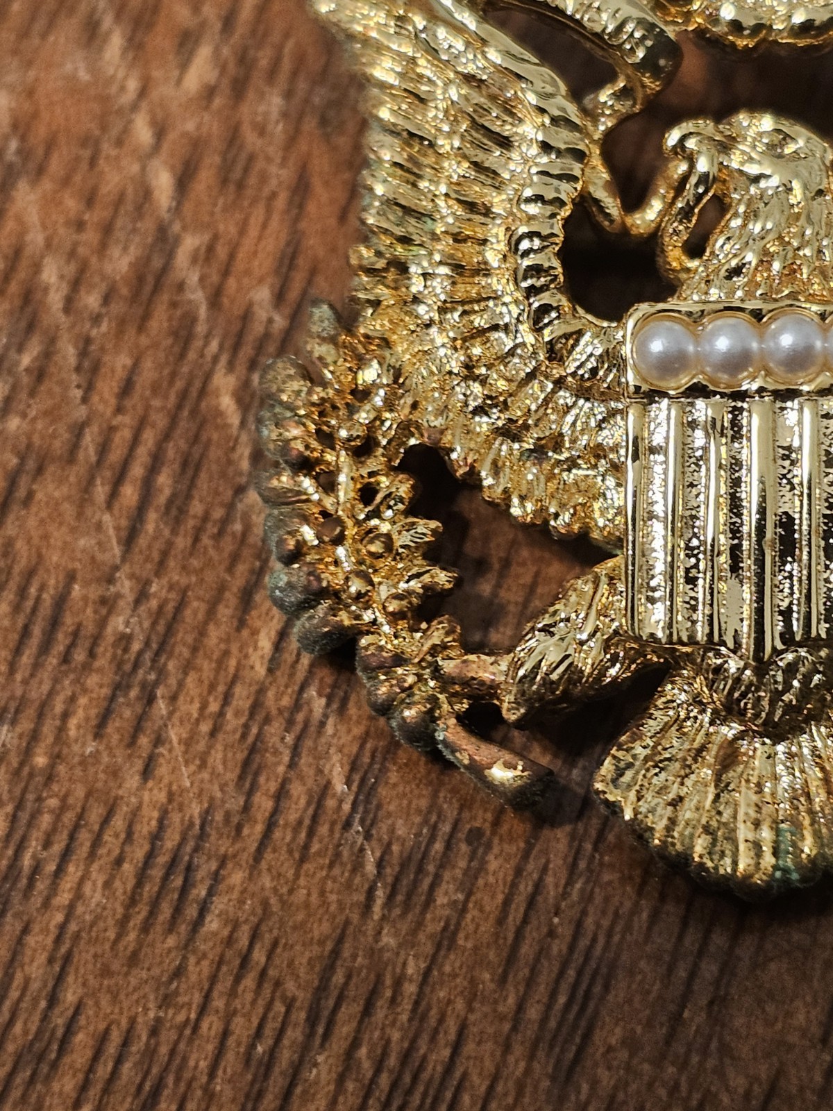 Ann Hand Great Seal Seal Of The United States Pin Brooch Gold Tone Faux Pearl