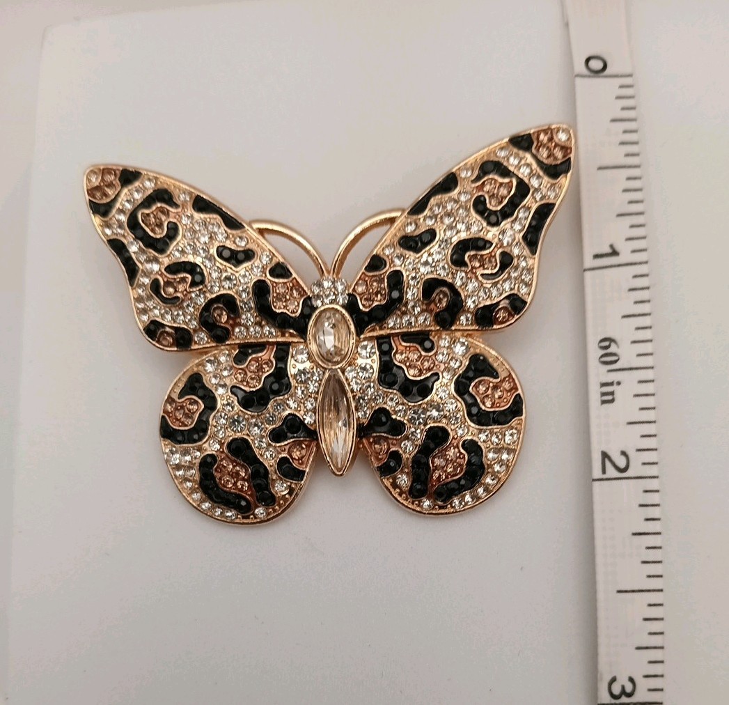 Beautiful Leopard Butterfly Goldtone Brooch With Rhinestone Accents – New
