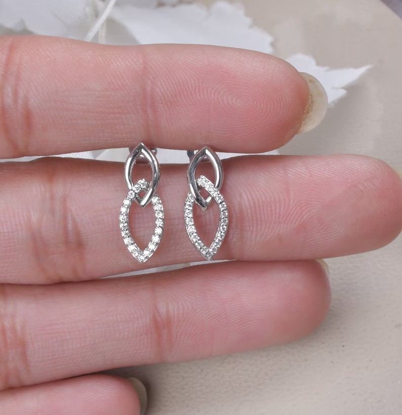 14K White Gold Plated 0.80Ct Round Cut Simulated Diamond Drop Stunning Earring