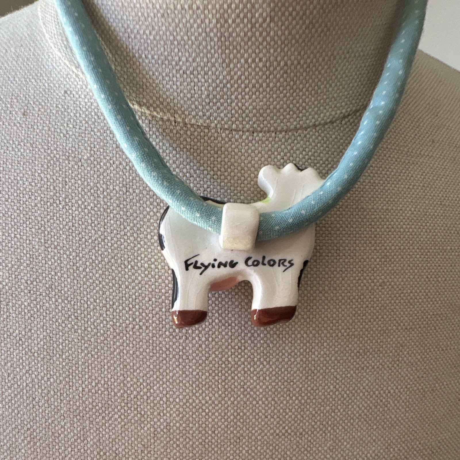 Vtg. Flying Colors Ceramic Cow Charm Necklace