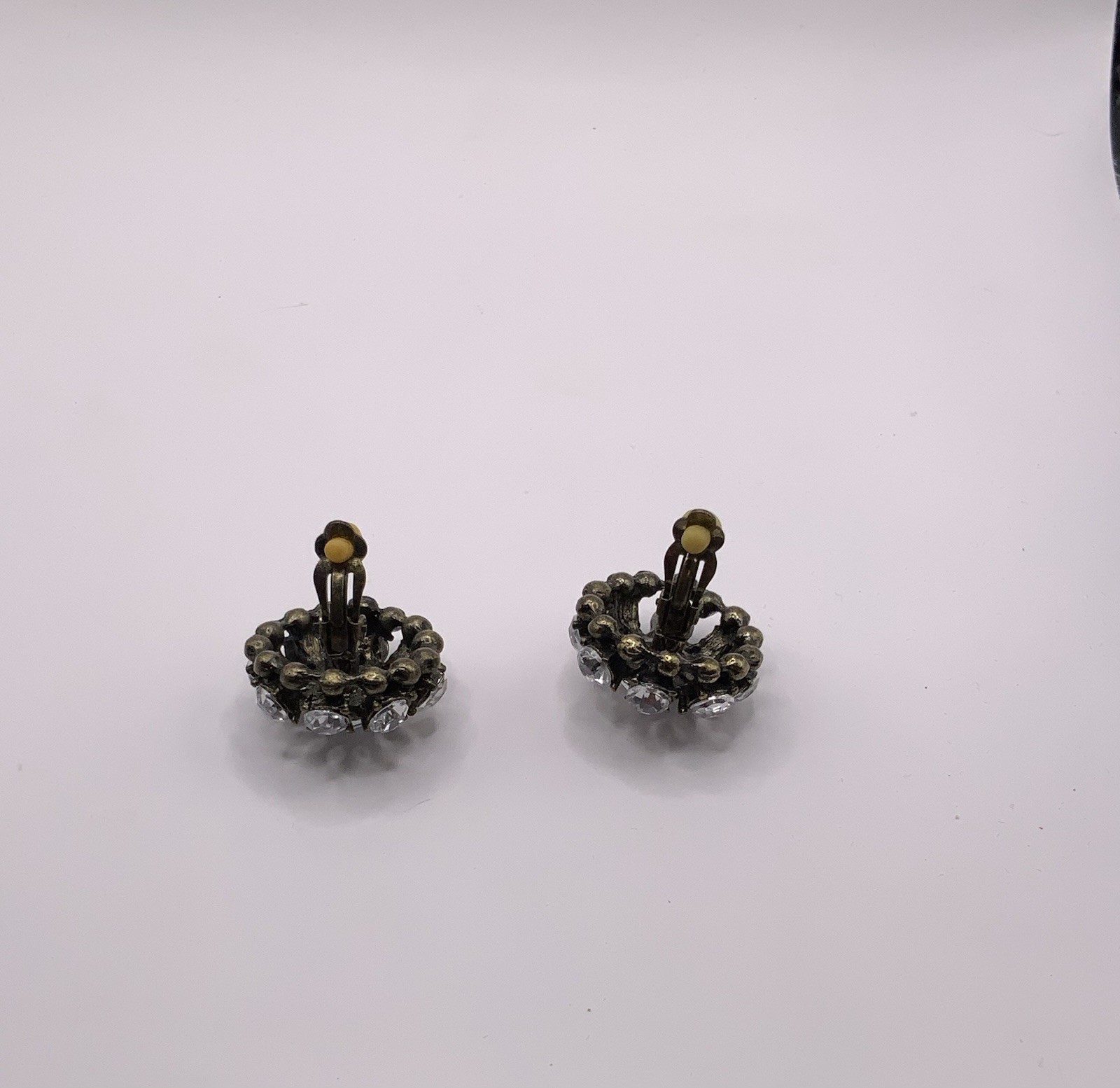 Antique Paste Rhinestone Flower Cluster Stud Earrings Screw Back🥰