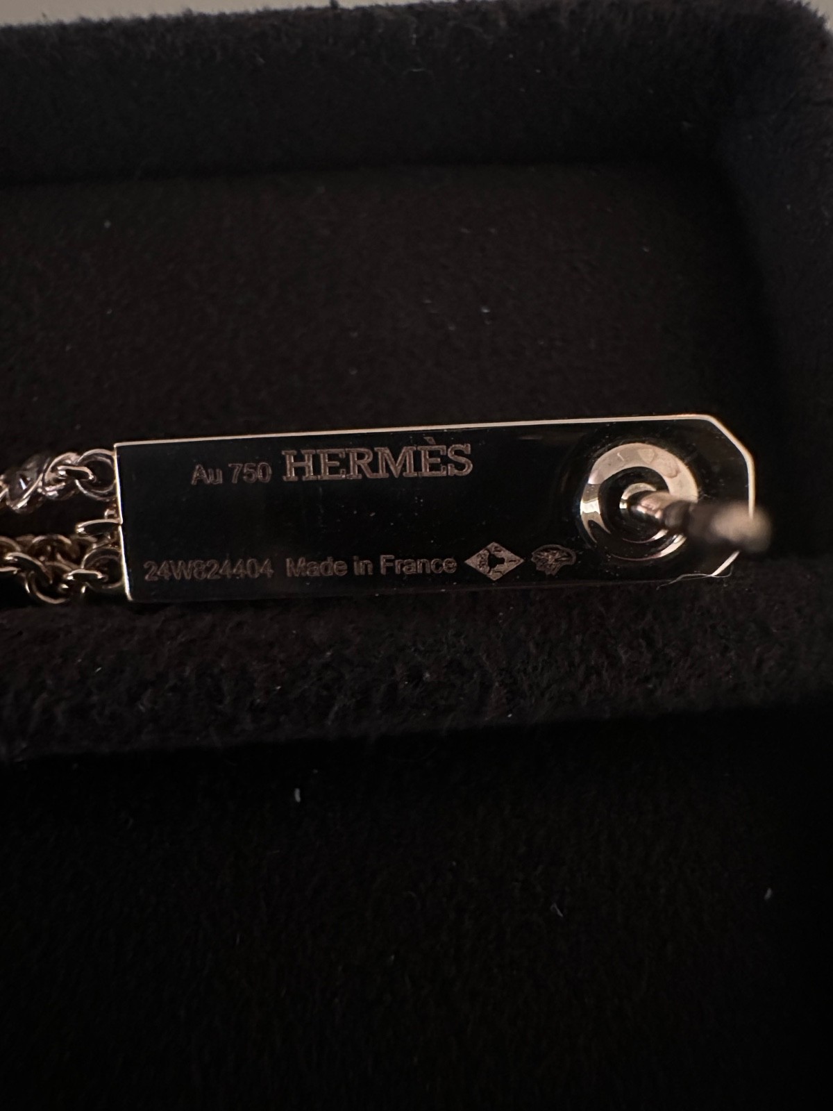 MSRP $17,300 Unused 2025 Hermes Kelly 18K Rose Gold Pave Diamond Earrings