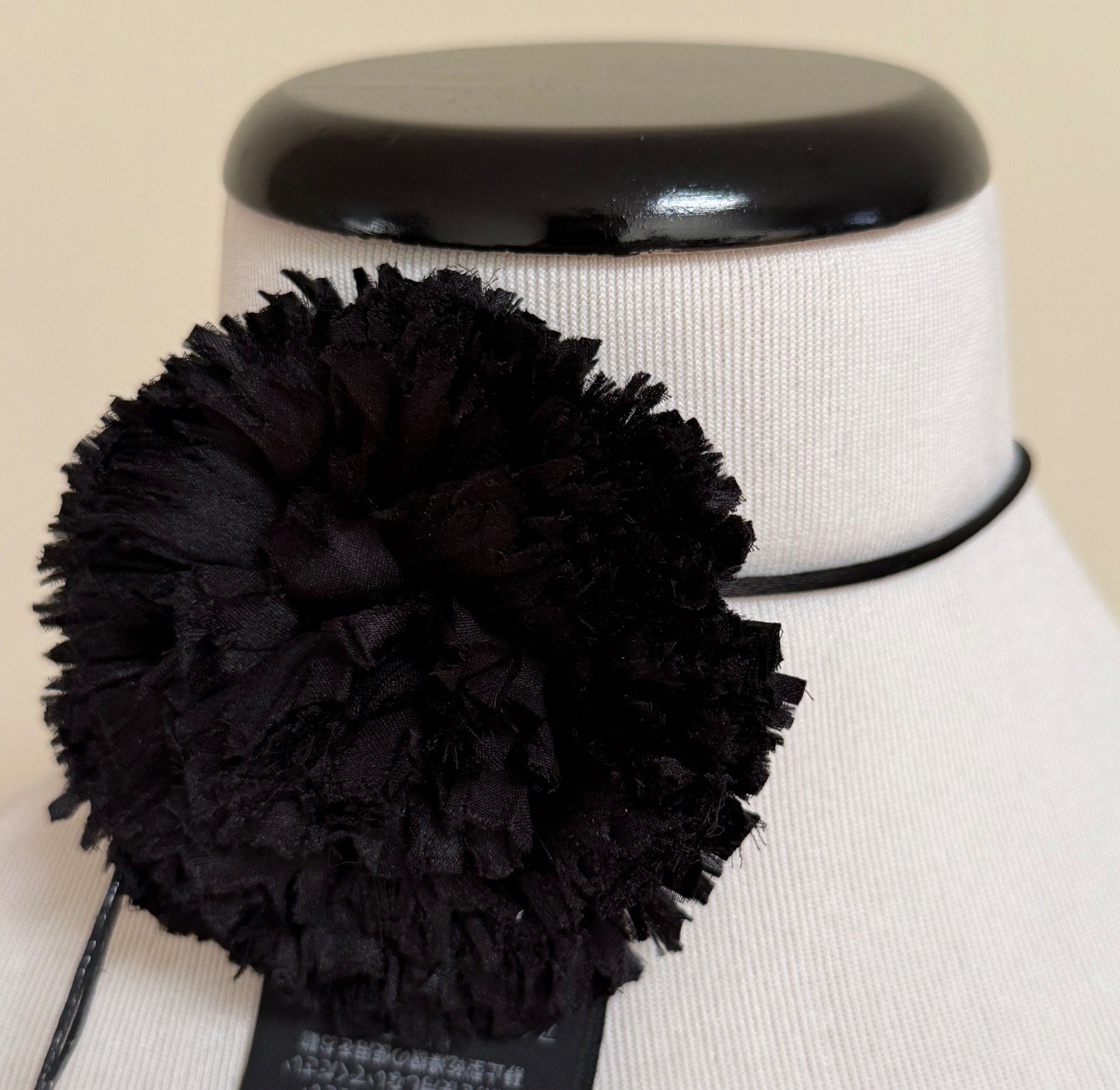 NWT Saint Laurent YSL Crumpled Silk Flower Jet Rose Runway Choker Necklace $1295